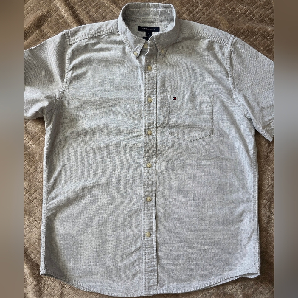 Tommy Hilfiger‎ Men's Light Gray Button Down Shirt